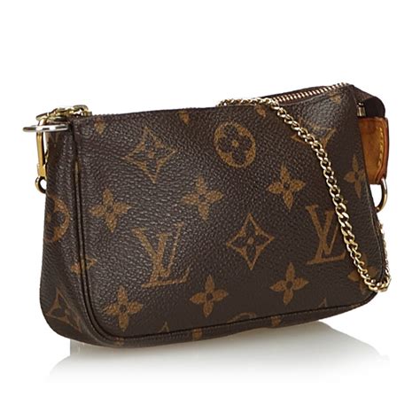 louis vuitton mini pochette black|louis vuitton smallest bag.